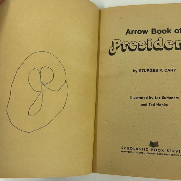 Arrow Book of Presidents 1979 - Picture 2 of 4